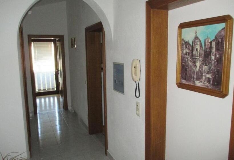 Номер Стандарт с Балконом, Guest House Villa Daniel