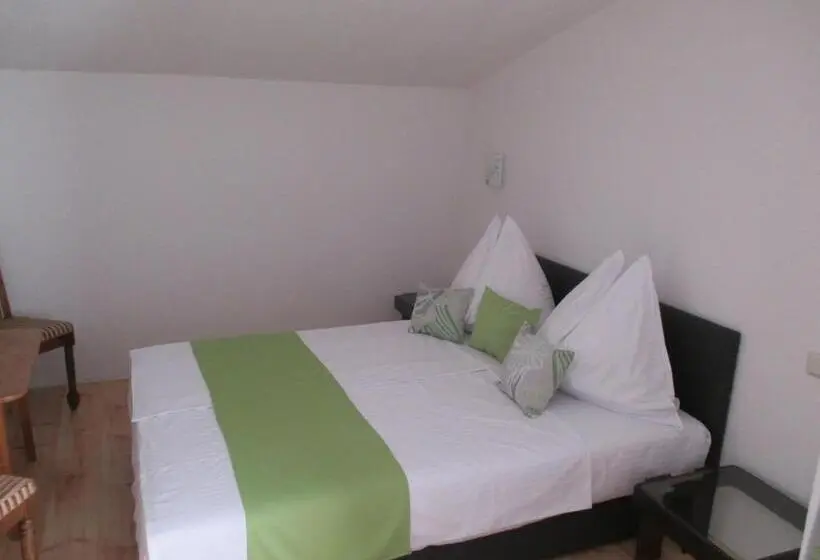バルコニー付２ベッドルームアパートメント, Guest House Villa Daniel
