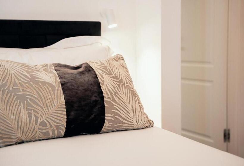 اتاق استاندارد با تخت بزرگ, Naman Hotellerie Monti