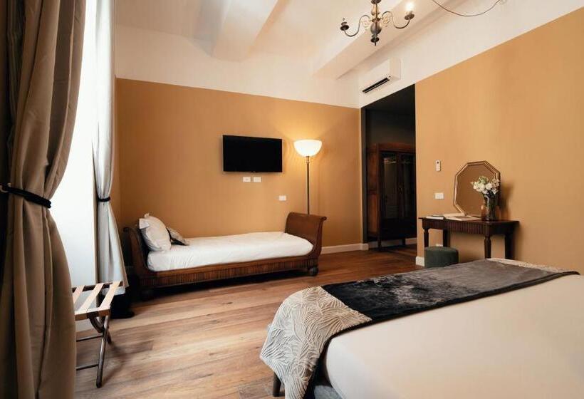 اتاق لوکس خانوادگی, Naman Hotellerie Monti