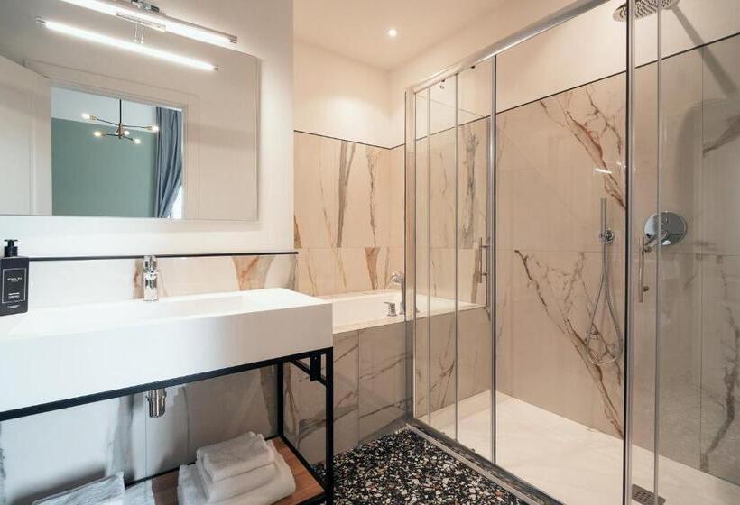 سوییت, Naman Hotellerie Monti