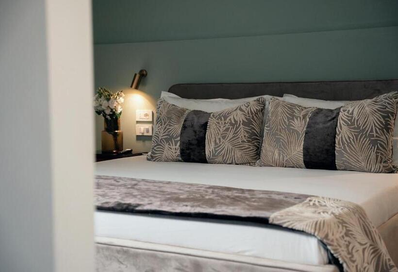 سوییت, Naman Hotellerie Monti