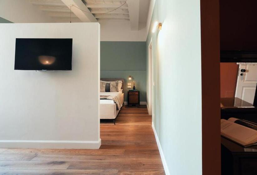 سوییت, Naman Hotellerie Monti