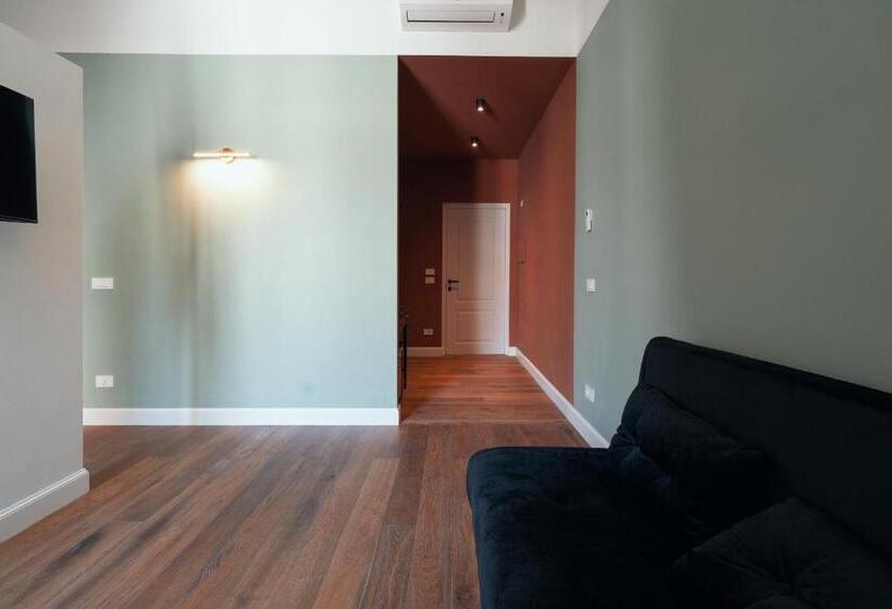 سوییت, Naman Hotellerie Monti