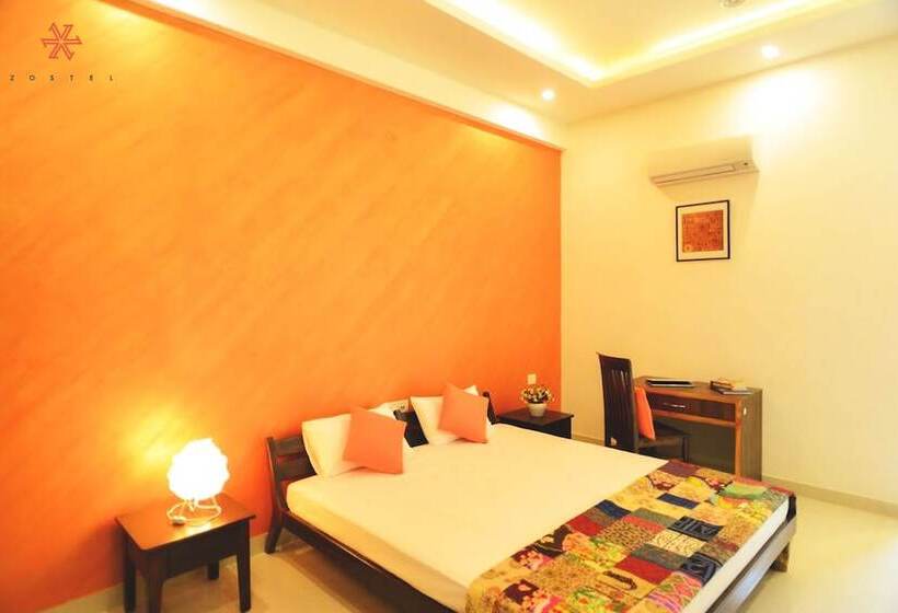 デラックスルーム, Zostel Jaipur
