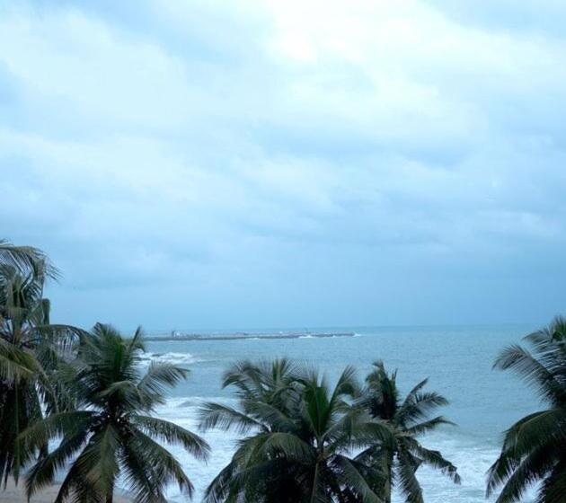 غرفة قياسية مطلّة علي البحر, Vijaya Varma Beach Resort