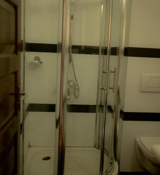 غرفة ديلوكس مطلّة علي البحر, Vijaya Varma Beach Resort