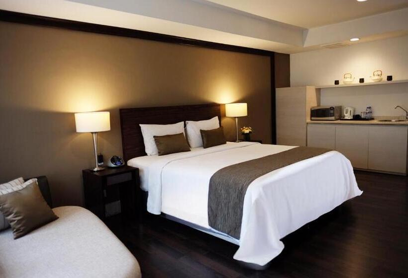 Номер Премиум, Delonix Hotel Karawang