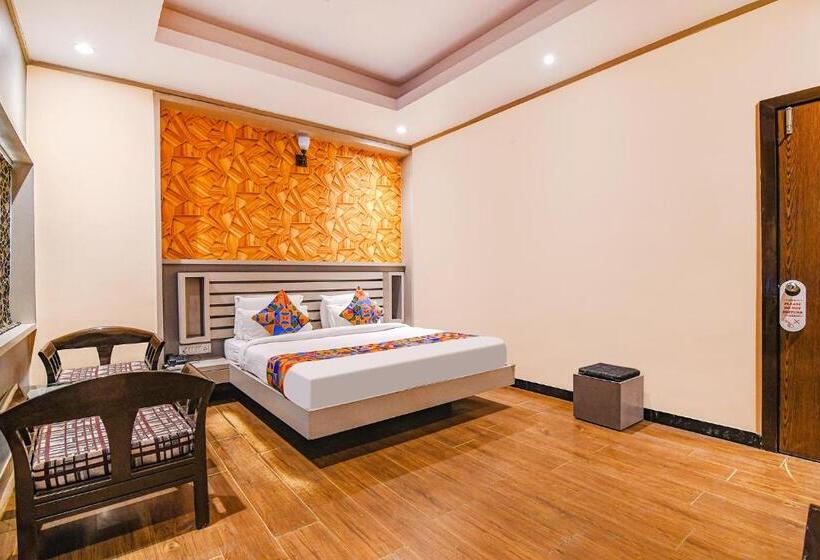 اتاق لوکس, Fabhotel Shivani International