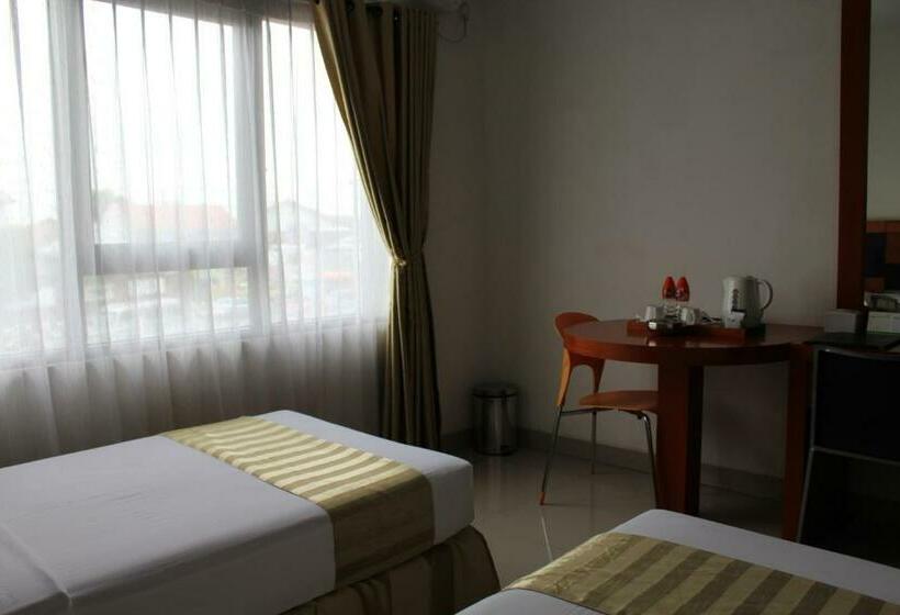 Номер Deluxe, Grand Karawang Indah