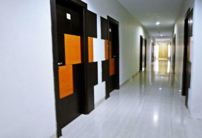 Номер Deluxe, Grand Karawang Indah