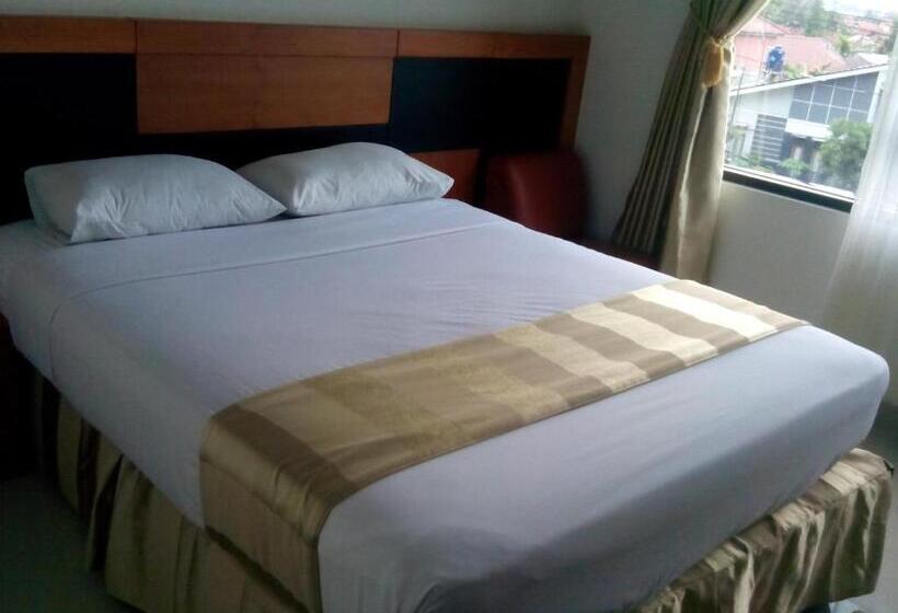 Номер Deluxe, Grand Karawang Indah