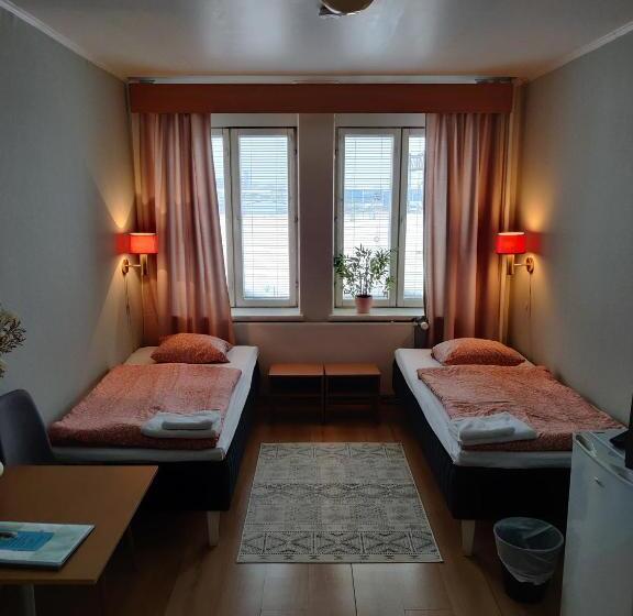 חדר סטנדרט, Li Merikotka