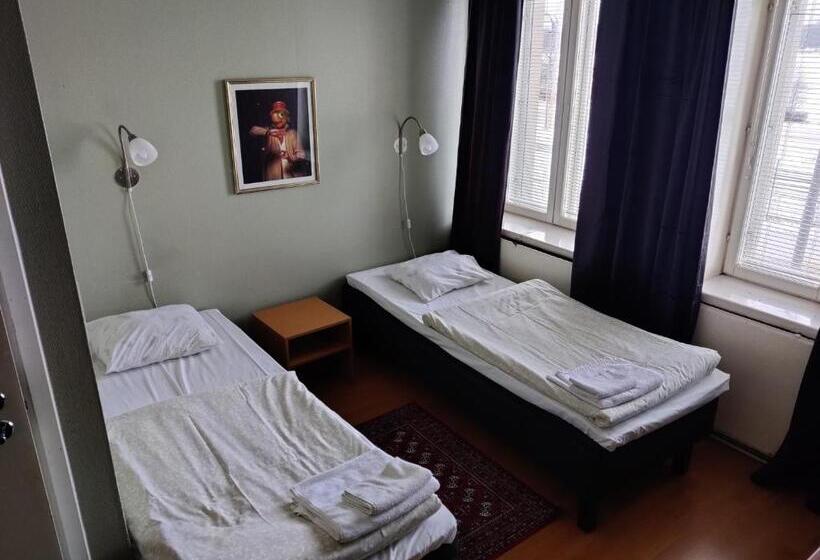 חדר סטנדרט, Li Merikotka