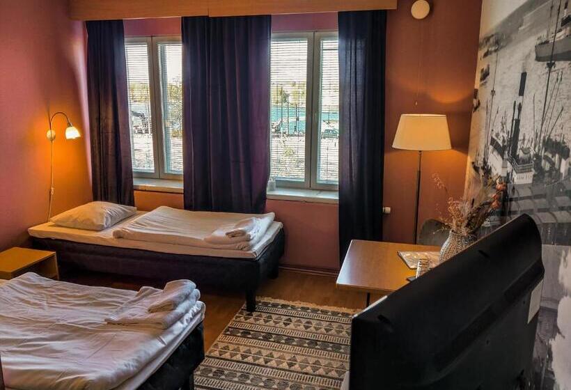 חדר סטנדרט, Li Merikotka