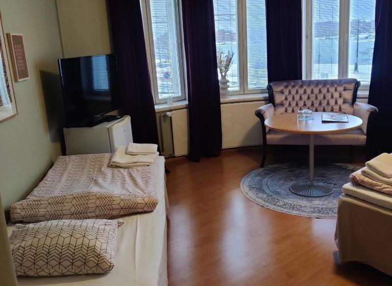 Triple Room Sea View, Li Merikotka