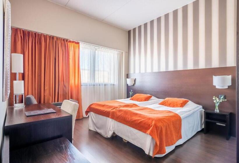 סוויטה, Li Raahen Hovi