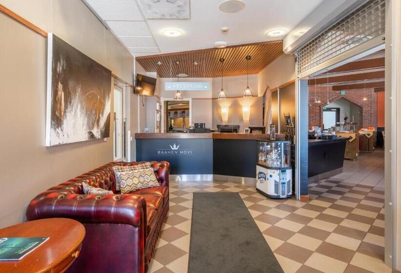 חדר אקונומי יחיד, Li Raahen Hovi