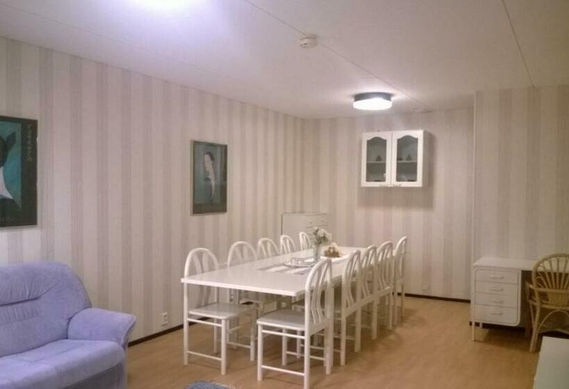 스위트, Li Sandels