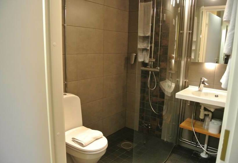 Номер Комфорт, Majatalo Onnela