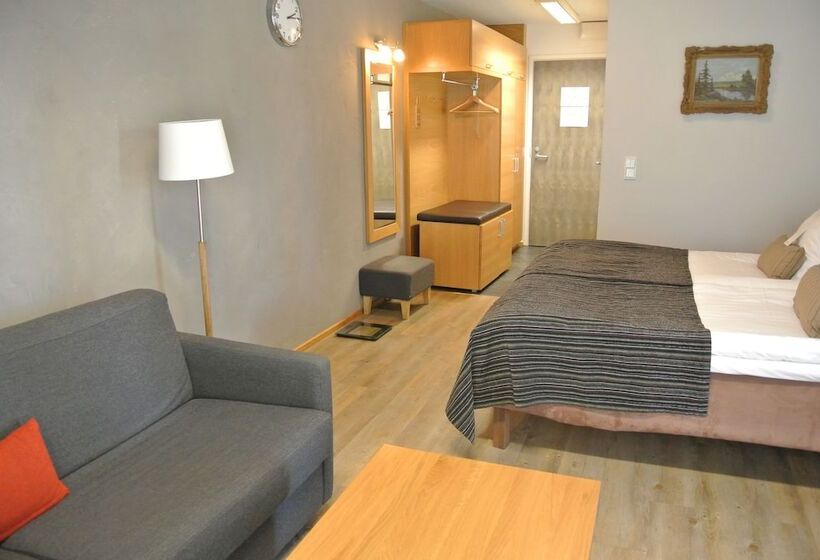 Номер Superior, Majatalo Onnela