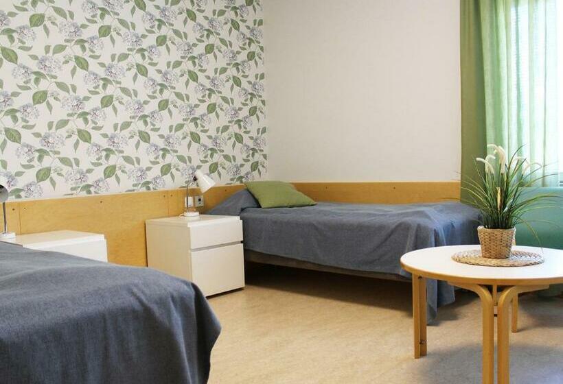 חדר סטנדרט, Meri Karina