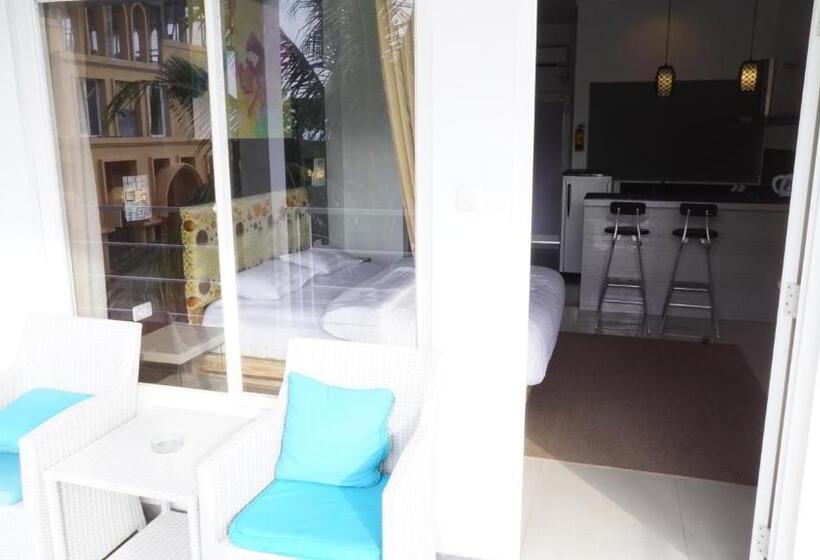 Студио Стандарт с Балконом, Ocean View Residence
