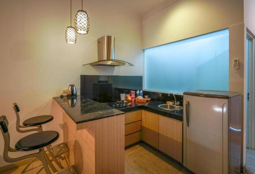 Студио Стандарт с Балконом, Ocean View Residence