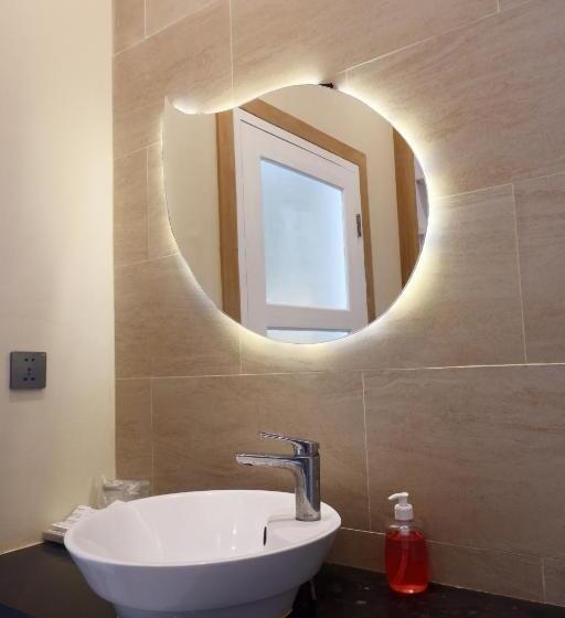 جناح مطلّ علي البحر, Ocean View Residence