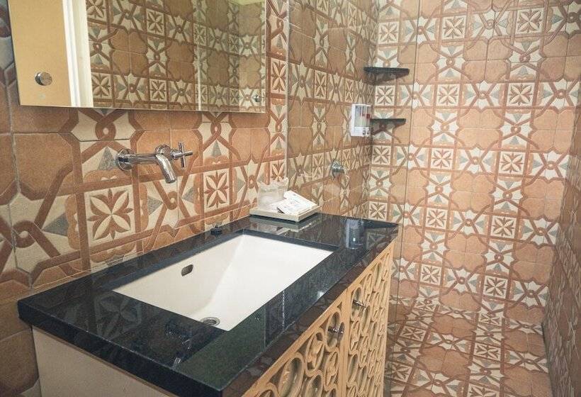 غرفة عائلية, Ocean View Residence