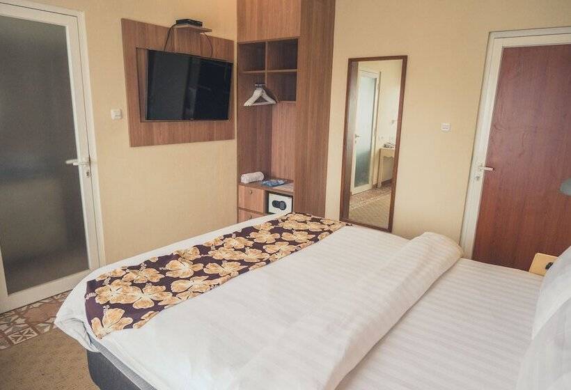 غرفة عائلية, Ocean View Residence