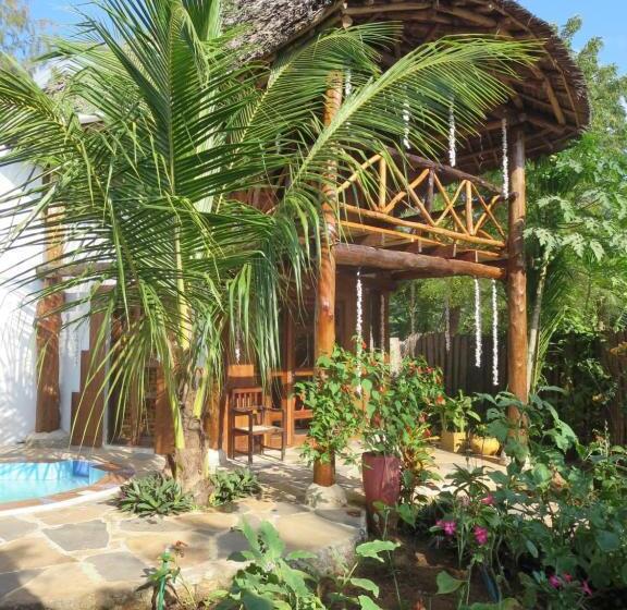 חדר סטנדרט נוף לגינה, Queen Of Sheba Beach Lodge