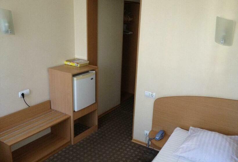 اتاق استاندارد یک نفره, Tsentralniy