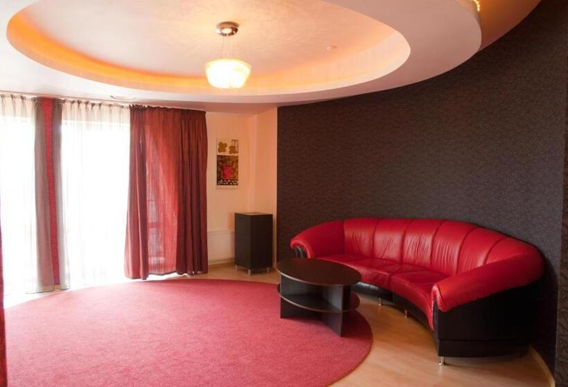 سوییت سوپریور, Tsentralniy