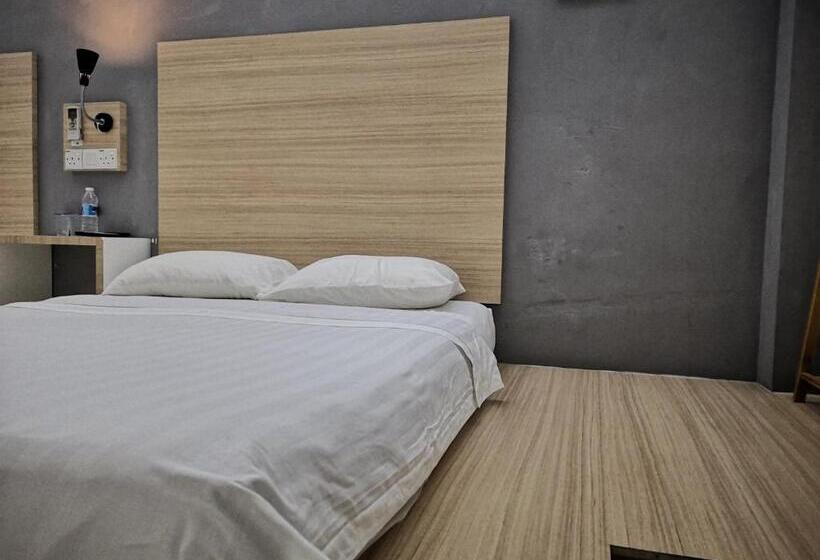 חדר סטנדרט, Dragon Door