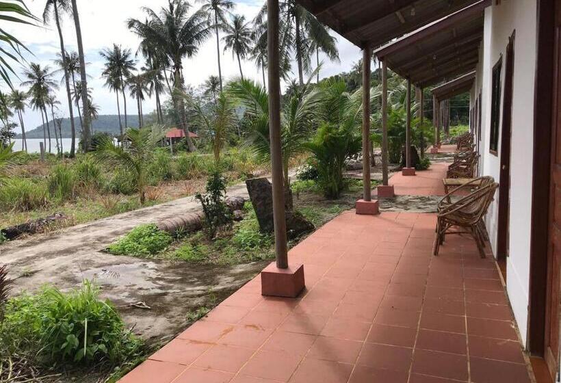 بانگلوی استاندارد با چشم‌انداز دریا, Soksan Natura Beach