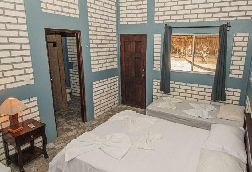 Трехместный Номер Базовый, The Barrel Hostel