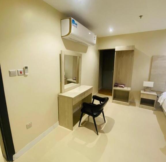 바다 전망 스위트, Al Gifary