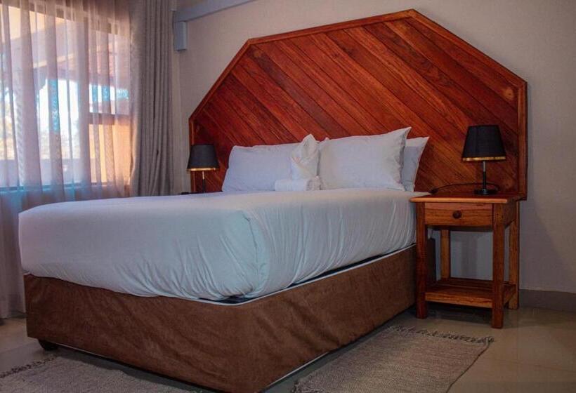 اتاق استاندارد, The Chobe Inn