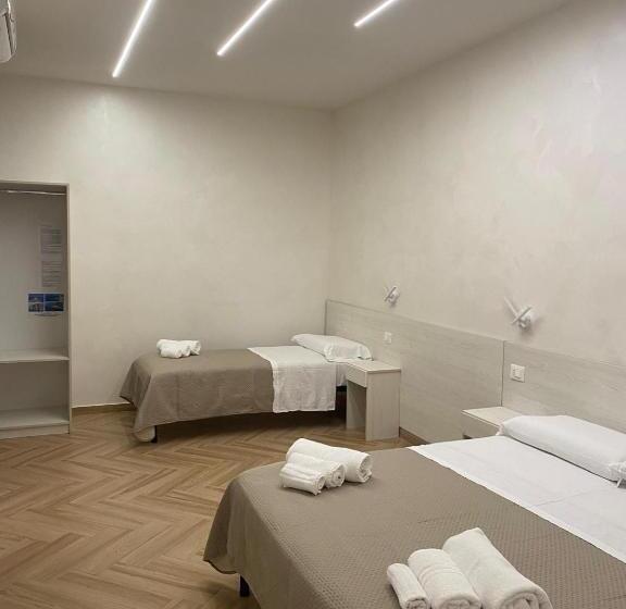 غرفة قياسية ثلاثية, B&b Villa Soleil