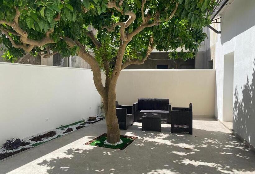 غرفة قياسية ثلاثية, B&b Villa Soleil