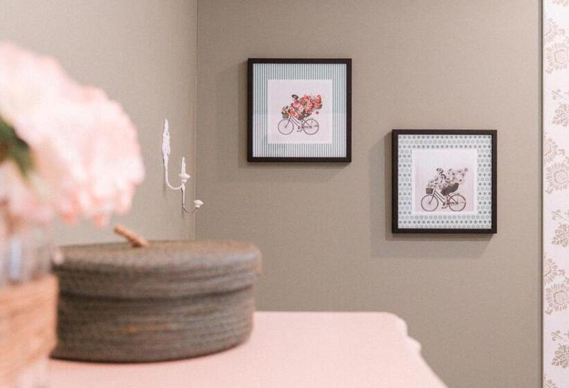 标准间, Le Jardin Des Cordeliers