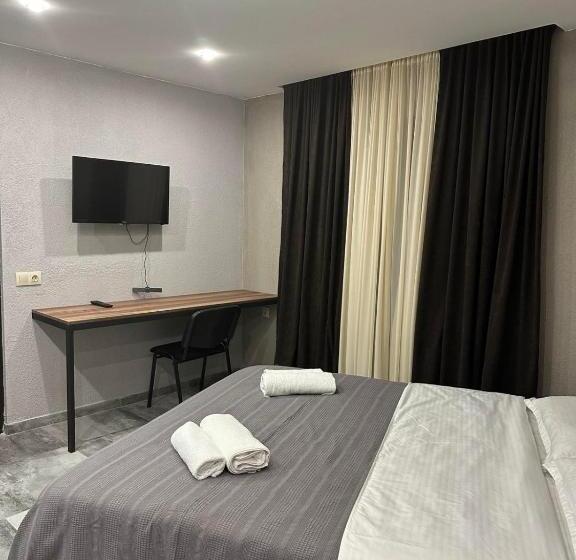 اتاق استاندارد, Labyrinth