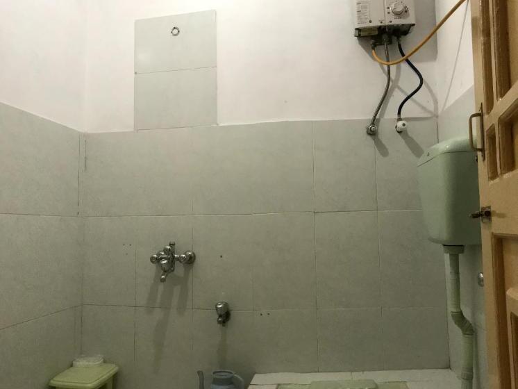 اتاق استاندارد با چشم‌انداز باغ, Serenity Guest House