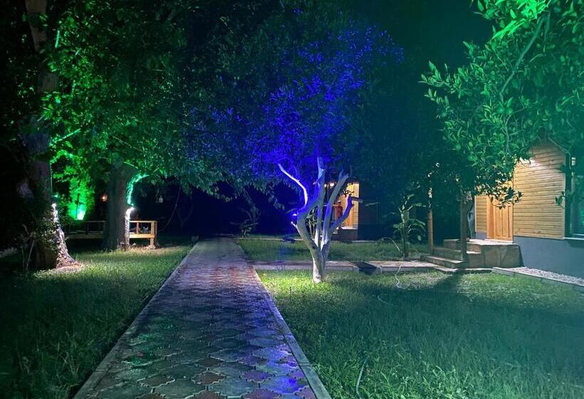 Escritório Standard Vista Jardim, Metenin Tatil Evleri