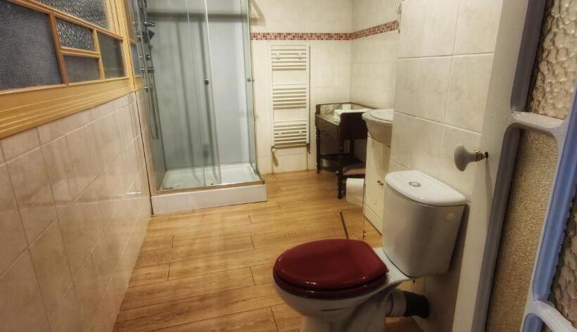 غرفة ديلوكس, Les Hôtes De Labastide