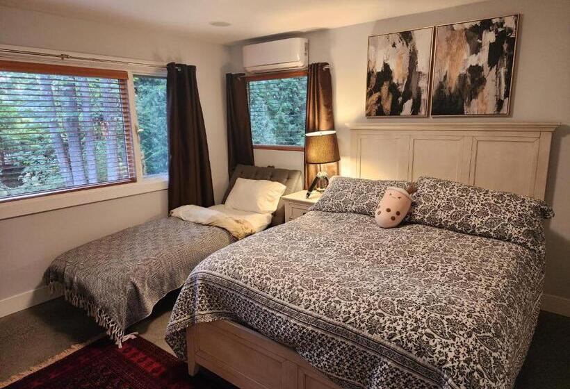 Семейный Номер Вид на Сад, West Vancouver Sunset Guesthouse