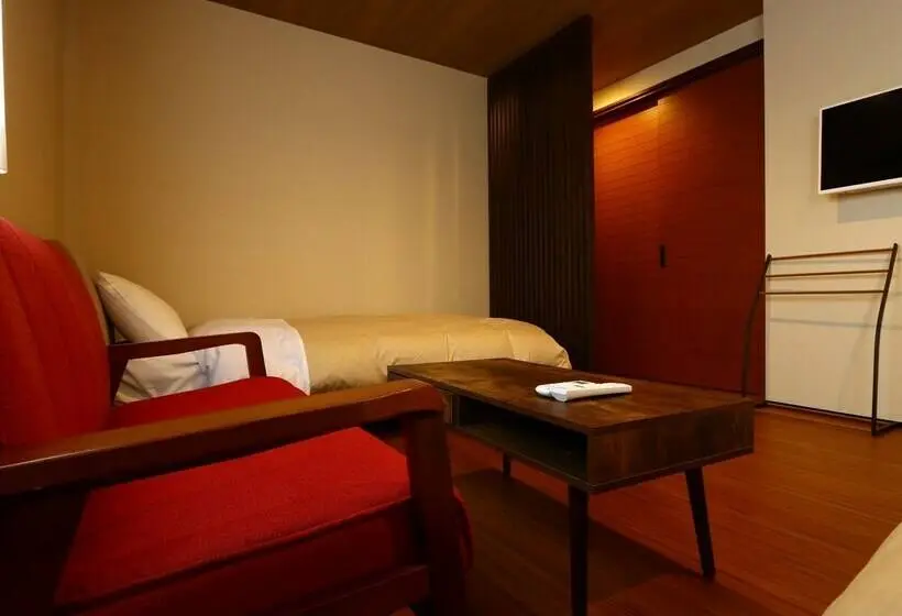 スタンダードトリプルルーム, Villa Monrepos