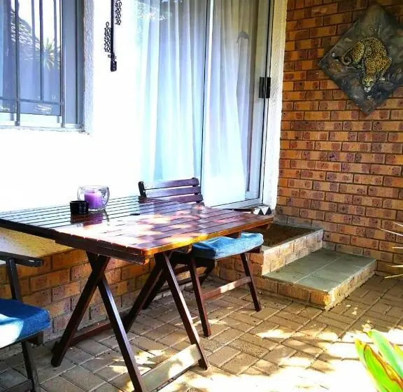 スタンダードインサイドビュールーム, Bhangazi Lodge Bed & Breakfast