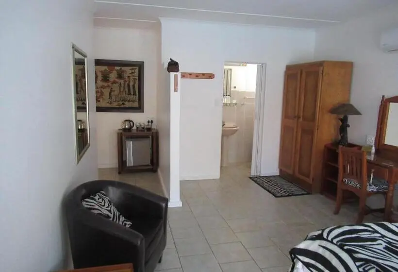 プールビュースタンダードルーム, Bhangazi Lodge Bed & Breakfast